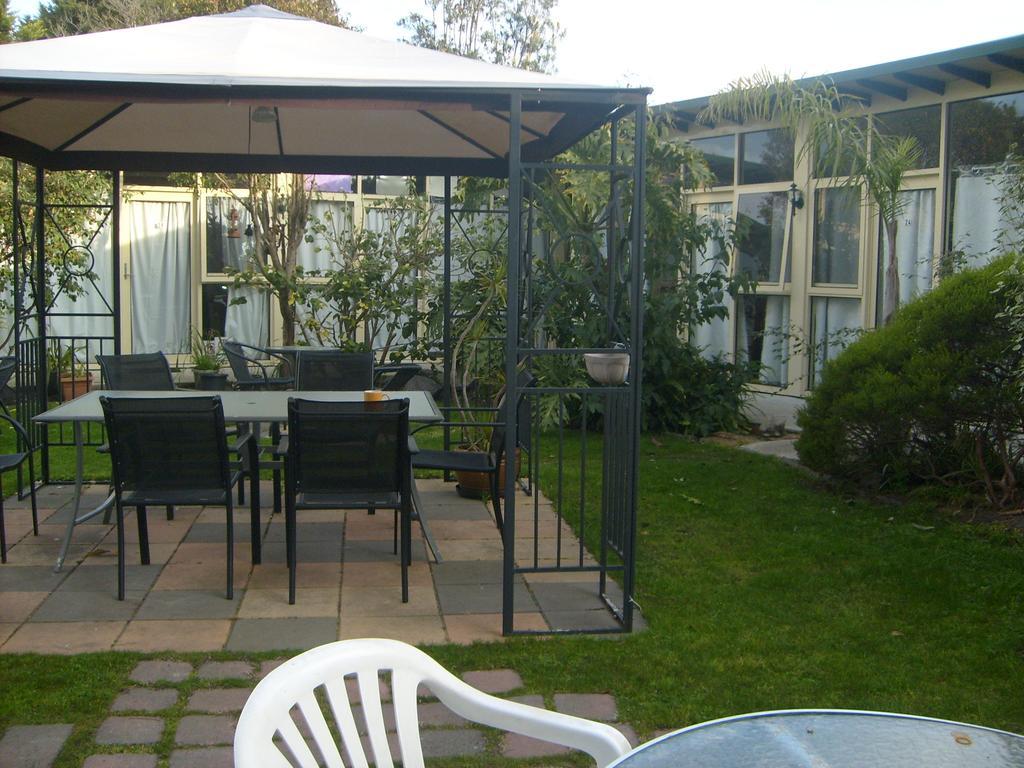 Copper Lantern Motel Mornington Peninsula Exterior photo